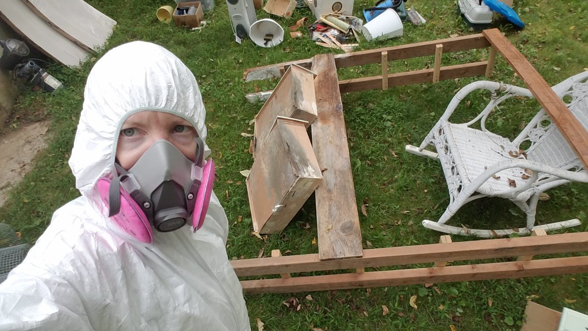 FixMyHouseNow's tweet image. Hey #jakestatefarm, where were you and your #NFL friends when I needed you?  After the storm, #statefarm denied me by phone.  No claim number.  No inspection.  Left a 98 lb girl to empty her own moldy house.  Anyone else abandoned by their #insurance company?  #FixMyHouseNow