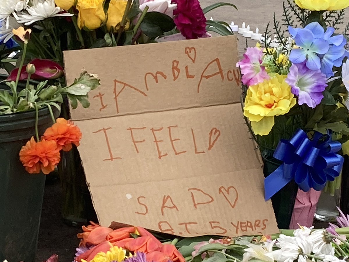 scottheins's tweet photo. A sign left at the memorial for Daunte Wright in Brooklyn Center:

“I am Black
I feel sad
B.T. 5 years” https://t.co/xXr1O3eXUf