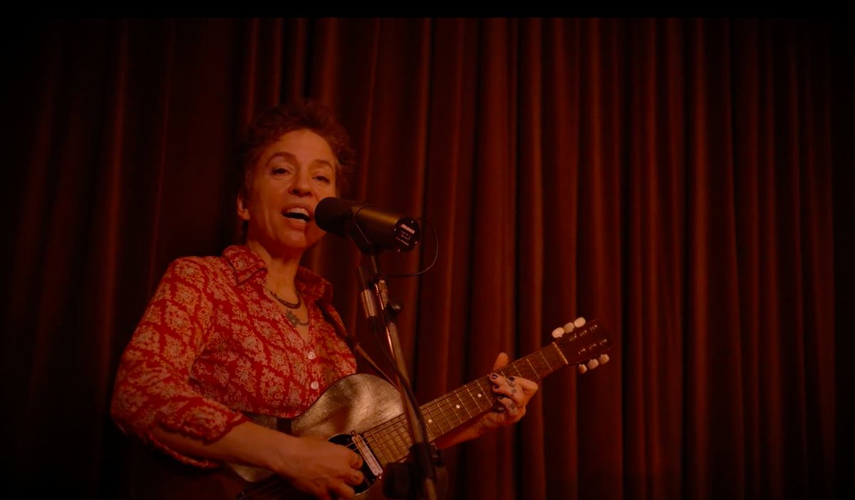 DezBrennan's tweet photo. Watching a live concert of @anidifranco .... #revolutionarylove #anid #righteousbabe #rbr https://t.co/nyKsGpWR2K