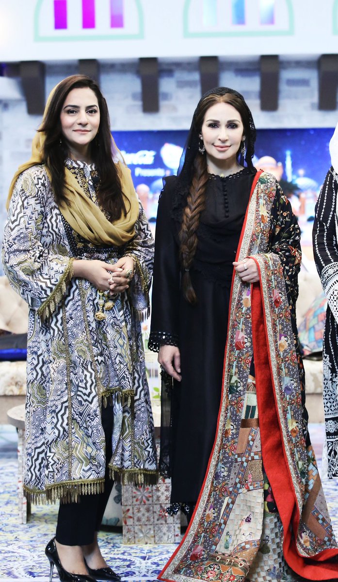 uffairaas's tweet photo. #Ramadan_Transmission_2021
3rd Ramadan
#show_glimpse #clicks #host #guest #expert #uffaira #uffaira_anis_saad #Nutritionist_Uffaira #Helath_tips #Health_Care
#Baran_e_Rehmut #Reema_Khan #Farhan_Ali_Waris
#AAJ_ENTERTAINMENT #AAJ_NEWS #pakistan_media #infotainment https://t.co/TSWCQuX6CW