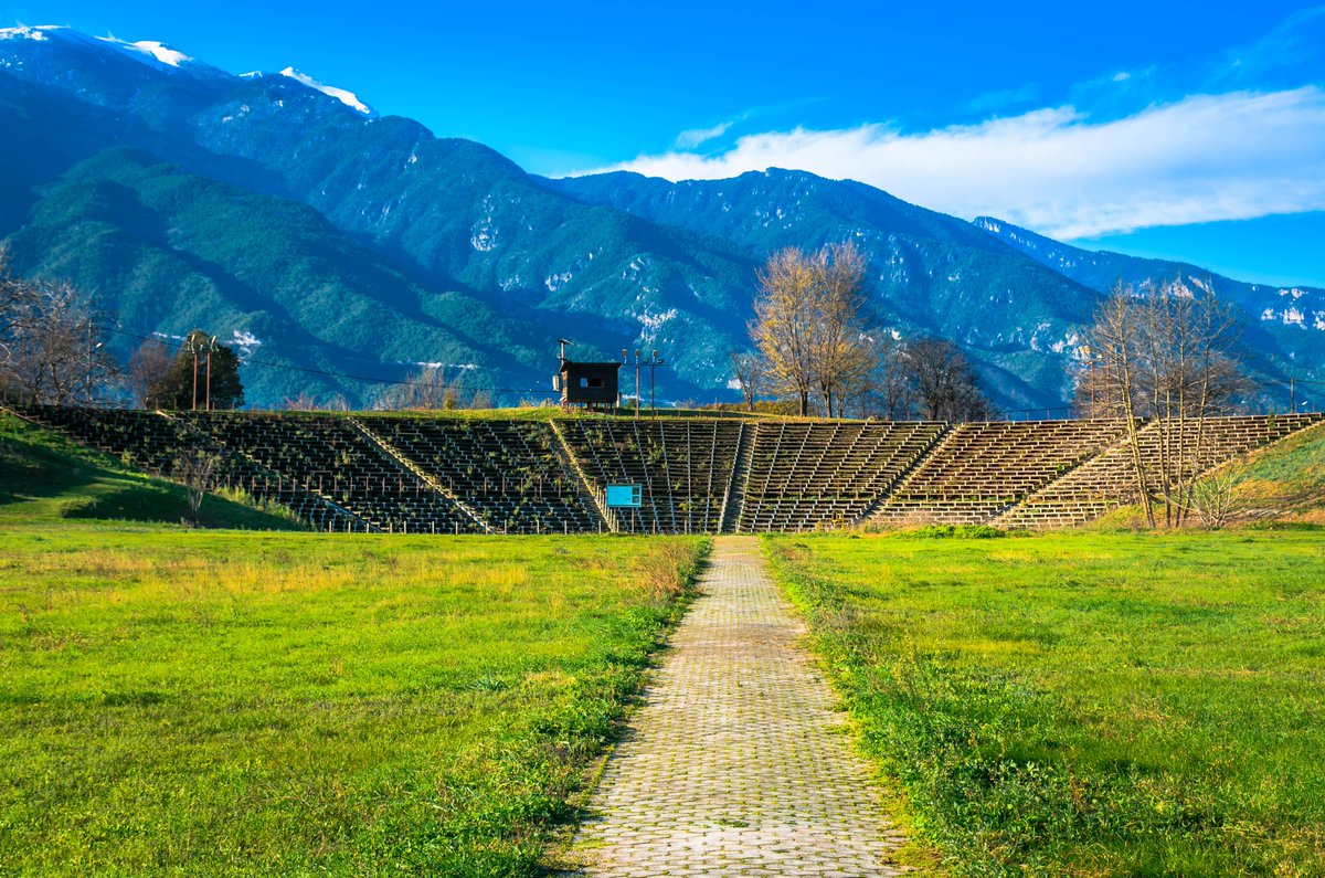 VisitCMacedonia's tweet photo. Ancient Greek drama. A theatrical culture since 600 BC...

#DosomethingGreat #VisitCentralMacedonia #visitgreece #RegionOfCentralMacedonia #Pieria #Dion https://t.co/ZuR3SLbmuk