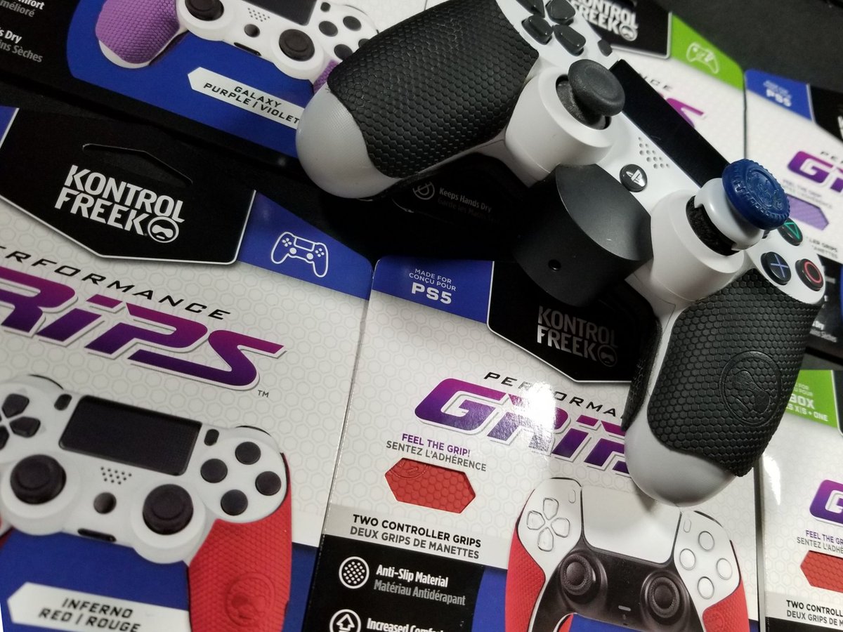 JGODYT's tweet image. New Performance Grips from @KontrolFreek are now available in Galaxy Purple &amp;amp; Inferno Red for PS4/5, Xbox, and Switch Pro. 

I use them because my hands sweat a lot, but they are also great for comfort &amp;amp; grip. 

Check out here w/Code JGOD: kontrolfreek.com/?dt_id=262
#KFpartner