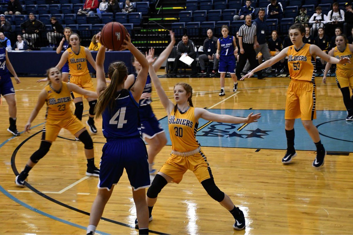 GCSsoldiersGBB's tweet photo. βGreat defenses are noisy.β - Coach Jim Boone (Univ. of Arkansas Fort Smith)
#TalkOnDefense https://t.co/eE9z2ovMOk