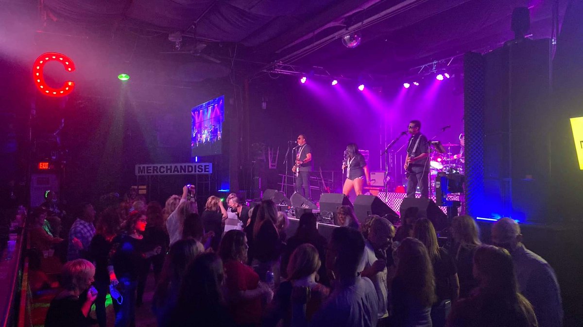 The M80s open for Tommy Tutone on world-famous <a href="/Knuckleheadskc/">Knuckleheads</a> stage! #m80sstyle #M80skc #80sbaby