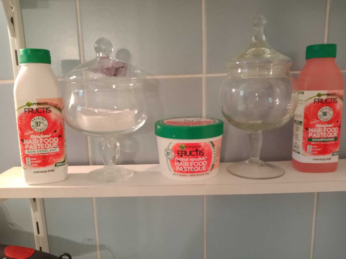 Cessou_83's tweet photo. Ils ont rejoint ma salle de main et ne me quittent plus ! Le packaging est à croquer 🍉 #fructishairfood #teampasteque https://t.co/AkWcpJjfOr