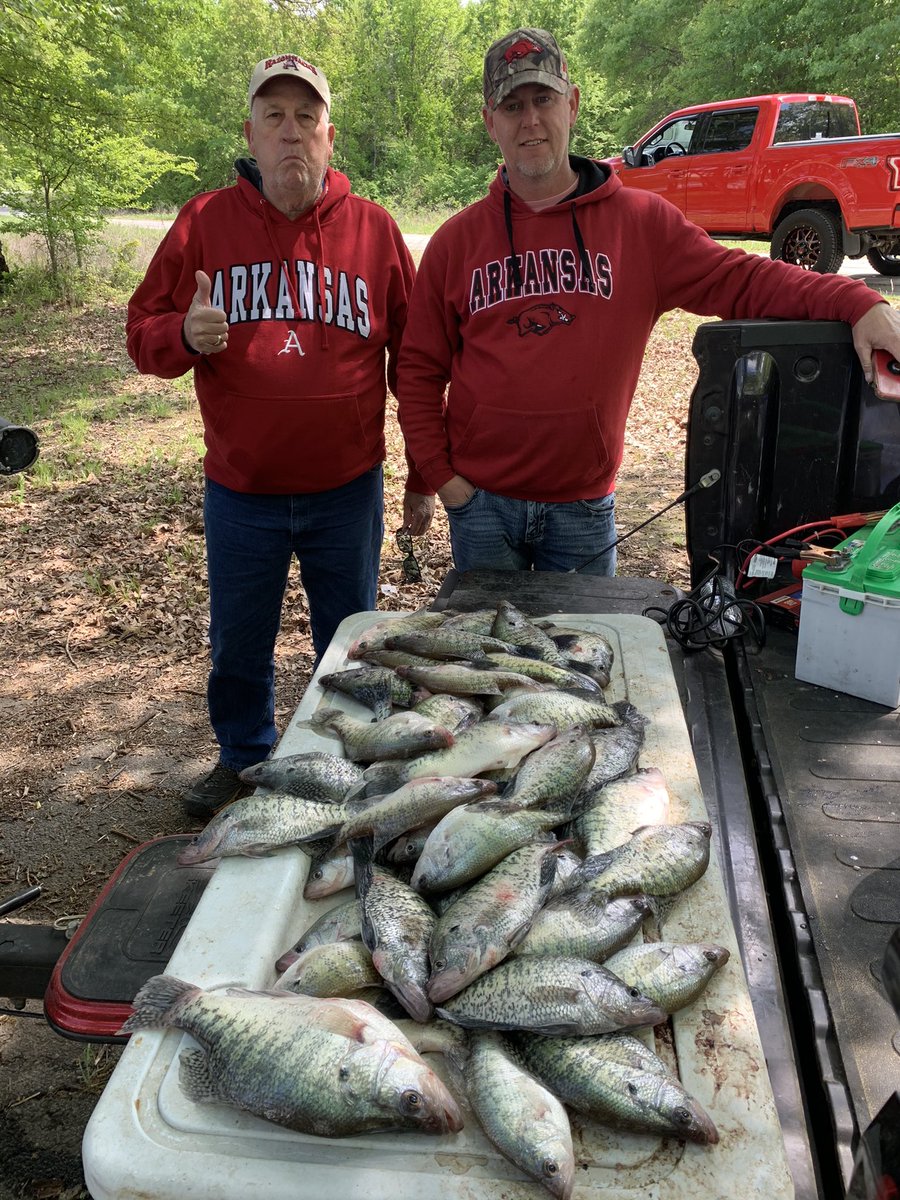 Man I love putting Hog fans on Kerr Lake crappie! Who’s next?? #WOODAMNPIG