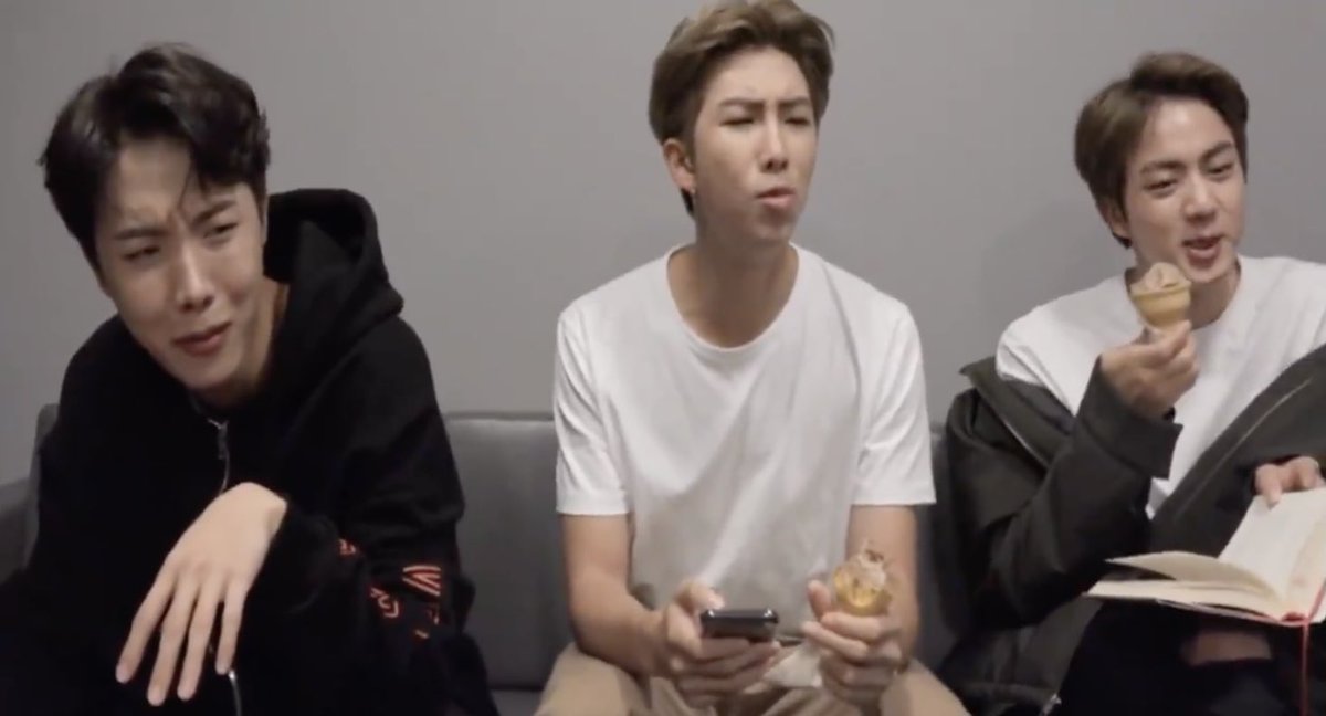 RexHope3's tweet photo. @sugatistic @TChawda90 It’s this moment though... 😂😂😂😂😂😂😂 https://t.co/dqc30fpLgo