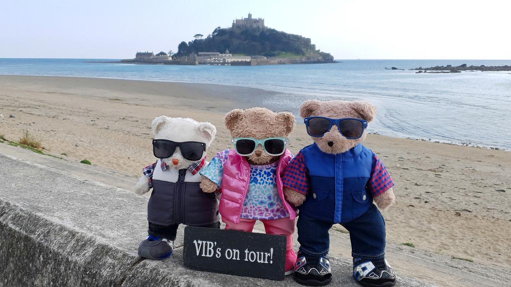 <a href="/PRScredda/">〓〓 Kernow 🥟</a> Good evening Mr QM Apprentice <a href="/kernowgossip/">The Quizmasters Apprentice ==</a> &amp; all lovely #cornishquizontwitter tweeters we had great weekend in Marazion