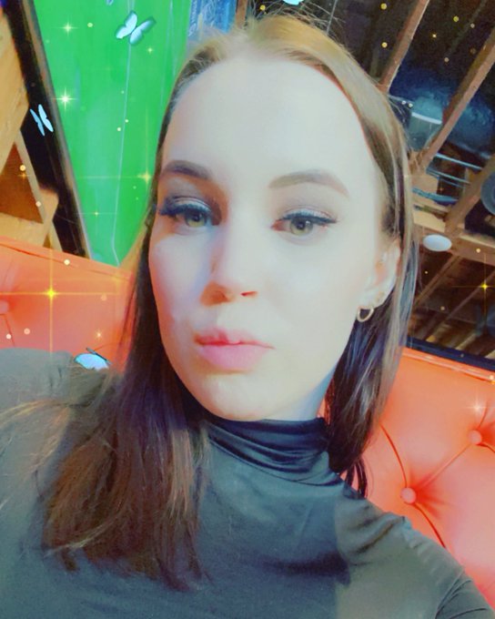 Out in the town..... https://t.co/PtaLauYtPW