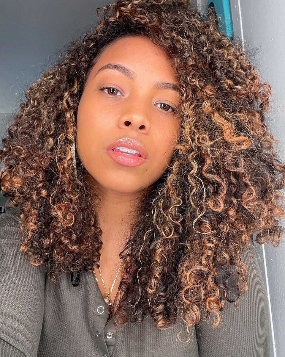 Menorr2's tweet image. Happy Sunday from me and my coils ✨