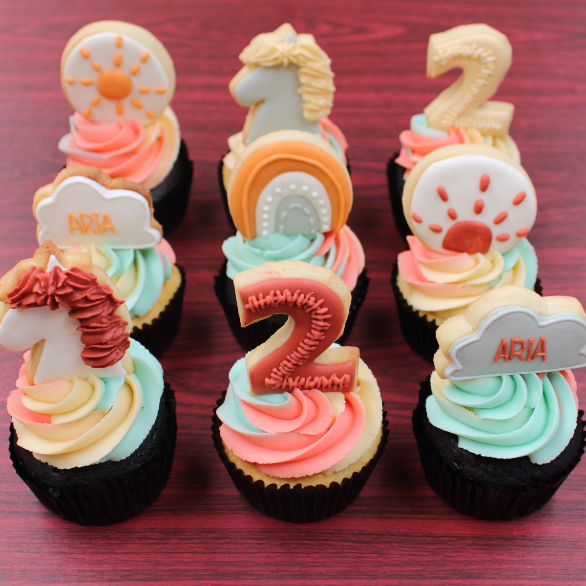 Boho cupcakes to celebrate Aria turning 2!