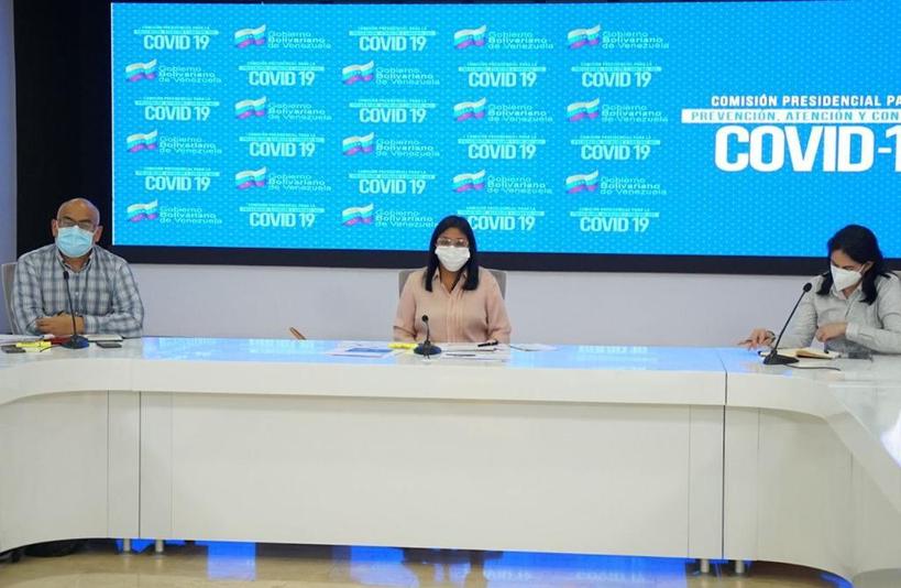 Vicepresidenta Ejecutiva <a href="/drodriven2/">Delcy Rodríguez</a>, informó que en las últimas 24 horas se registraron 1.294 casos de #COVID19: 1.287 contagios de transmisión comunitaria, 7 casos importados y el lamentable fallecimiento de 17 venezolanos.

#PrevenirSalvaVidas