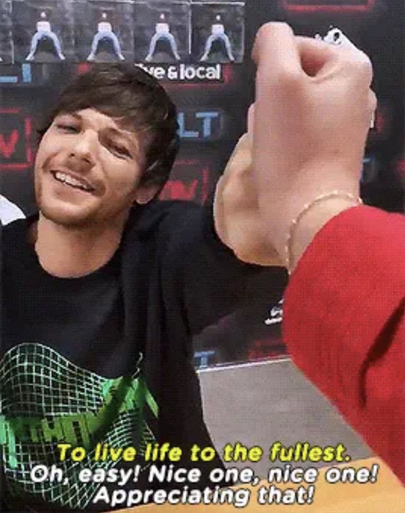 speaknow_louis's tweet image. esté es el tweet de la suerte por cada comentario y cada RT que des tus posibilidades de hacer pinky promise con louis cómo estás fans aumentaran, si lo ignoras louis perderá y además no pasará así que a votar

I vote #Louies for #BestFanArmy at the #iHeartAwards