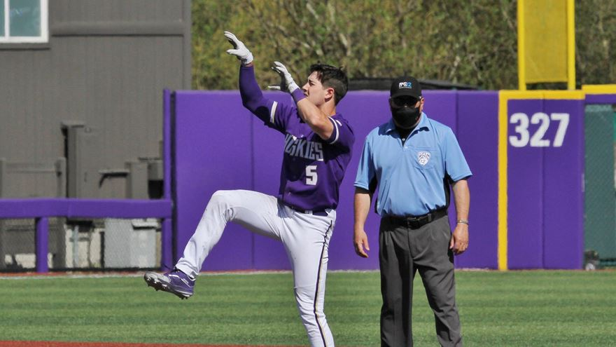 NCAA Baseball tweet media