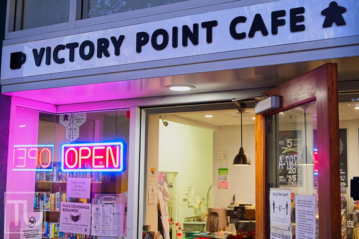 Starting today VPC will stay open later!  We are adjusting our hours to 9am-6pm weekdays and 11am-7pm weekends. As demand changes we will reconsider opening earlier at 8am and staying open even later for all of your coffee, gaming, pizza, and beer needs.