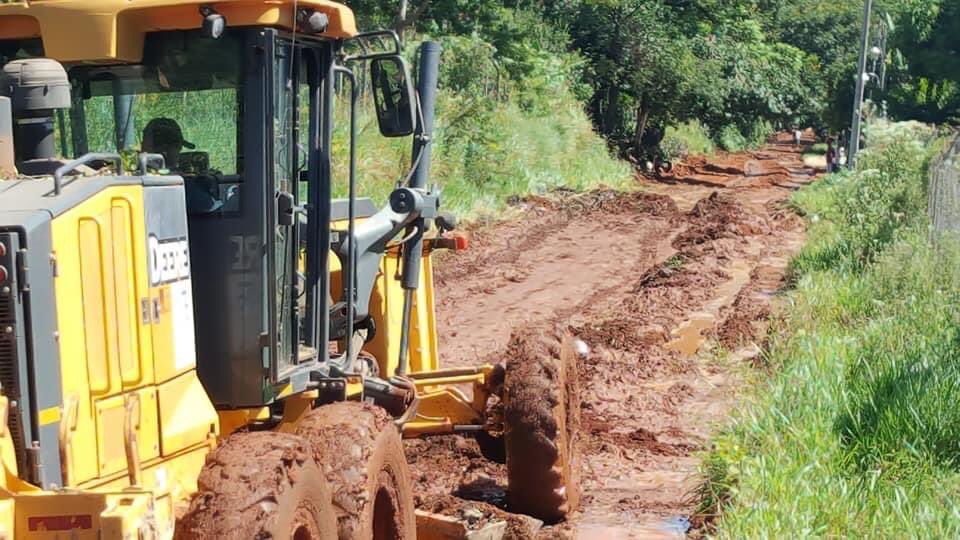 lucaslanzonipy's tweet photo. @huvill625 @ricardopyok Muy lindo el parque👏👏.. lastimosamente la pandemia atajó la culminación de las obras que ya iniciamos en el cerro ñemby. Anteriormente no teníamos ni siquiera acceso https://t.co/luSmAQaAFR