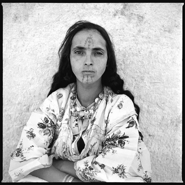 Алжирцы внешность. Женщины туареги берберы. Алжирские девушки современные. Берберы туареги бедуины. Кабилы алжир.