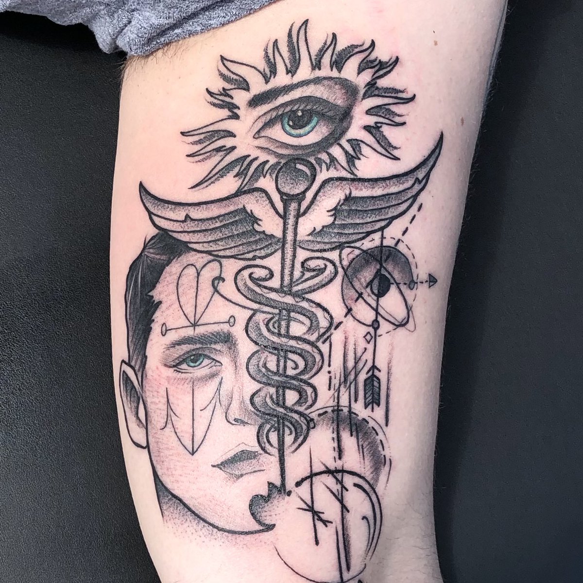 davis_ferry's tweet photo. My latest piece 😍😍 #NewNurse https://t.co/1u3yPrXClv