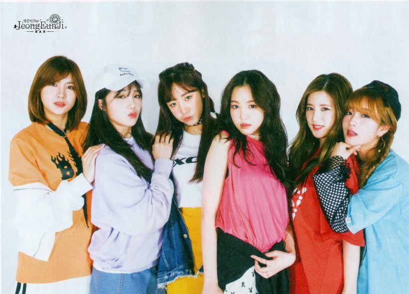 Anj_Multifandom's tweet photo. It's been a years since Apink become a role model to everyone. The girl group that long lasting, the girl group that I know for being humble and strong no matter what happened they still together. Again Happy #Apink_10th_anniversary
#판다가_에핑의_영원이_돼줄거야 #ADecadeofApink https://t.co/d9JAXywnDk