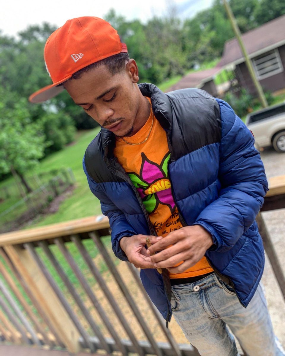 glo_grip's tweet photo. Nigga Took My Dog 🐕 Like He Work For The Pound 💔🐐 #longlivemod https://t.co/H7mCFvSMz0