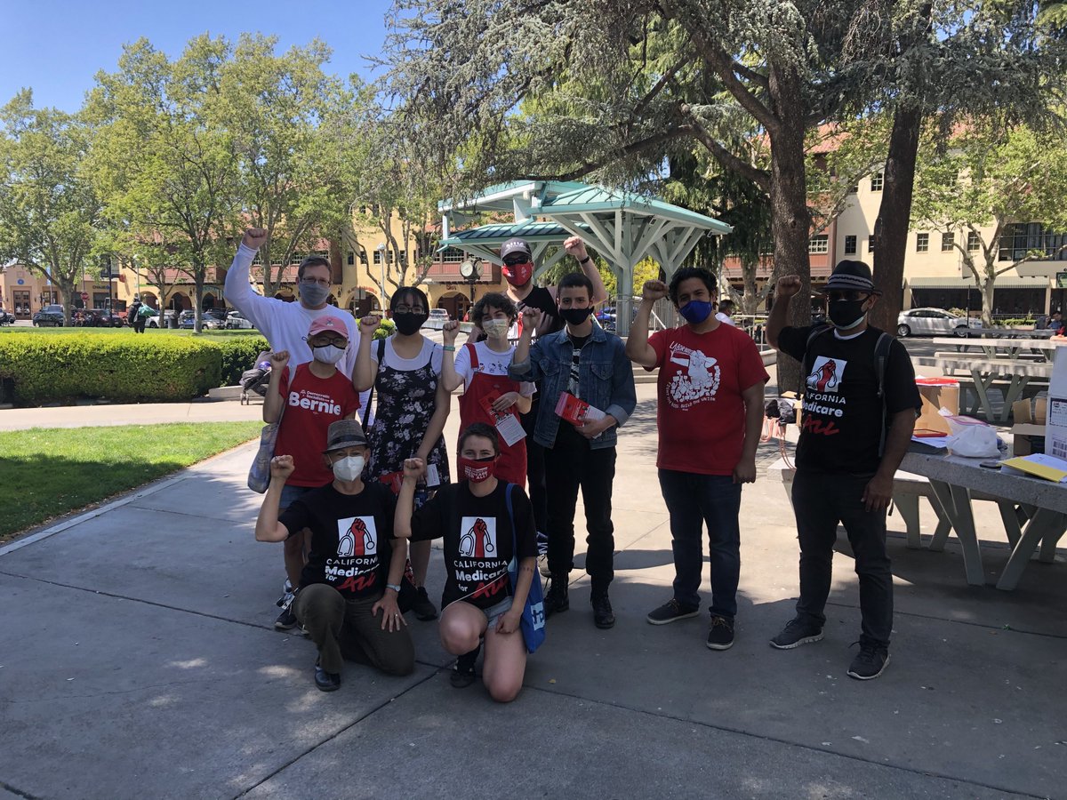 dvcydsa's tweet photo. Thank you to all the DVC YDSAers who came out to canvas in Concord yesterday! We had a great time knocking on doors to pressure our local Assemblymember to vote YES on Medicare for All in California.

Plus, it's always fun to meet friendly neighborhood cats while canvassing! https://t.co/2f9U8D5Zu1