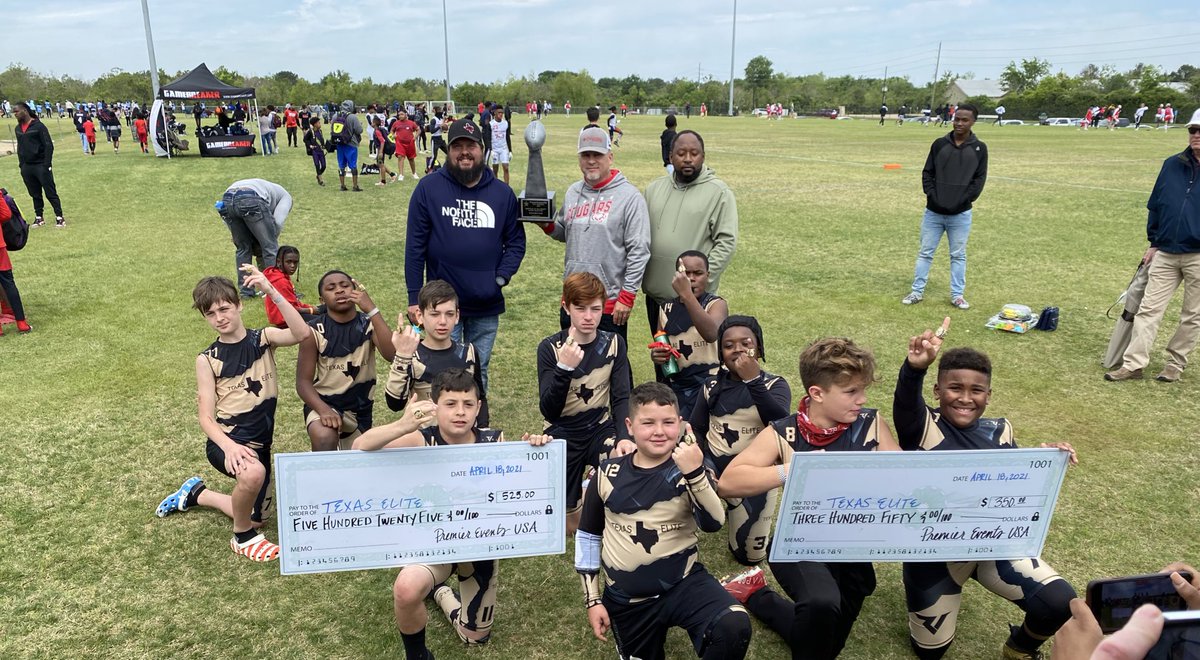 lori_montelongo's tweet photo. 12U Champions Texas Elite @PSouthtexas Battle of the Best in Cypress. @PremierEventsU2 @montelongo_john @JacNorman5 https://t.co/5TIARb1jEP