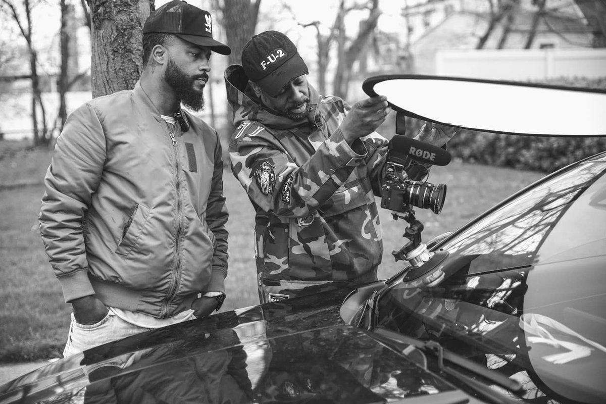 rEDhANDEDiMAGE2's tweet photo. #MeanwhileEarlierToday #BehindTheScenes #RedHandedImagery w/@dafixstudios @twisted_world @itzmarvin_pcollins @eaz_bro #DayOne #shortfilm https://t.co/5fObgKyXwF