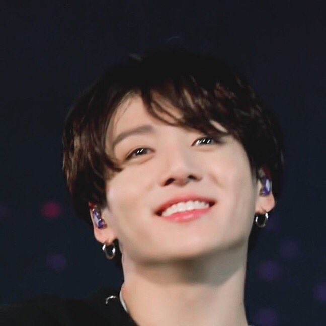 Your eyes holds the whole galaxy. A thread of Jungkook's eyes ~