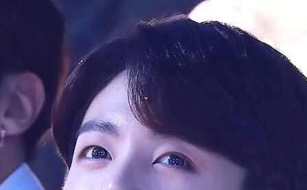 Your eyes holds the whole galaxy. A thread of Jungkook's eyes ~