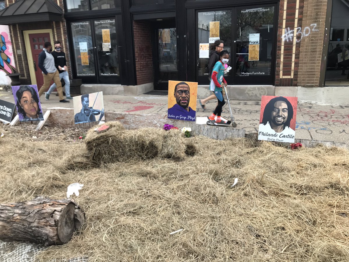 Today was dedicated to a healing & resistance w/ the Black &Asian community at the sacred site of the George Floyd Square Memorial here in Minneapolis. 

As Grace Lee Boggs said “The only way to survive is by taking care of one another.”

#BlackLivesMatter 
#BlackAsianSolidarity