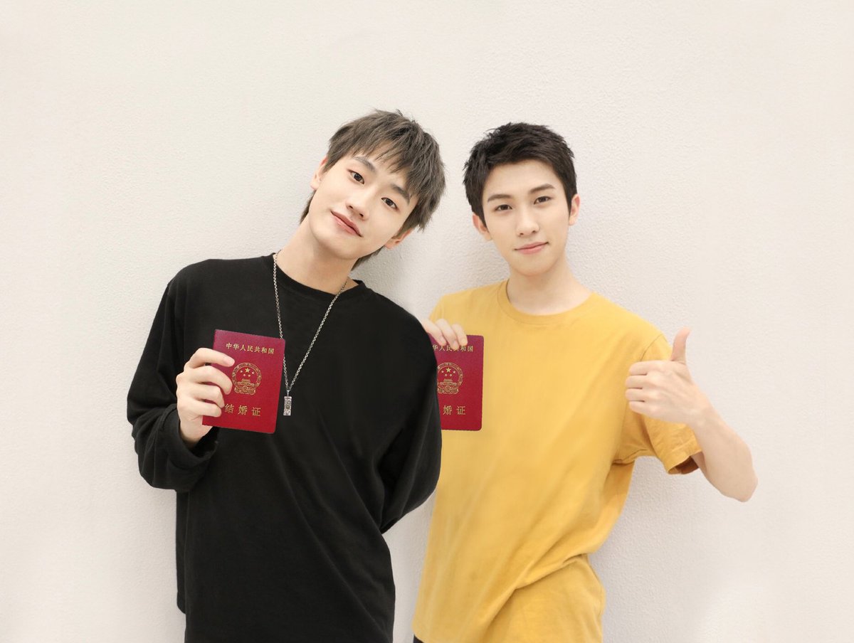 ฉันชอบมากเเม่จีนทำทะเบียนสมรสให้พวกเทอสองคน #akzmo #CHUANG2021