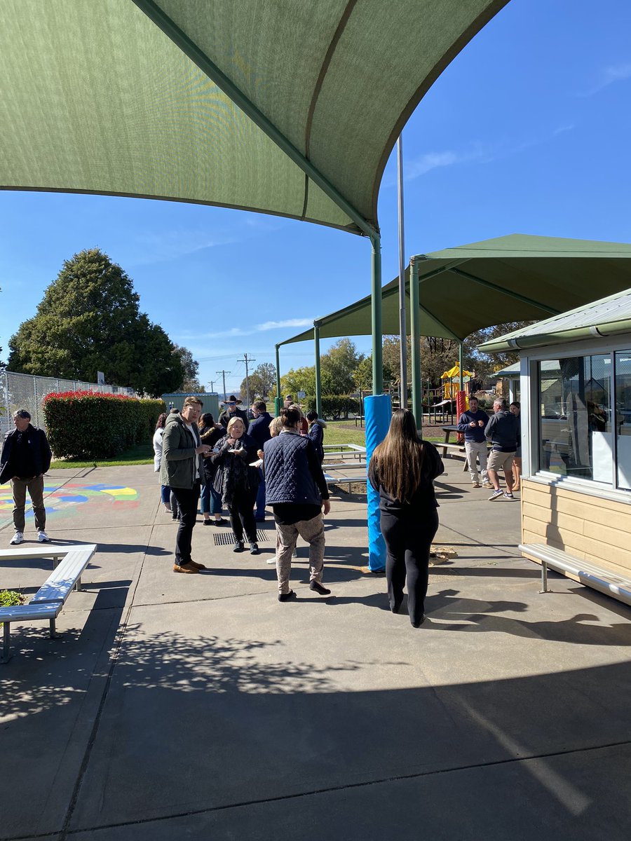 bradnhaz's tweet image. SDD Term 2, a great three sessions of Aboriginal learning delivered by our Eden/Monaro Aboriginal Education Team. A moving and valuable Welcome to Country by Aunty Iris to start our day off. @NSWEducation @dizdarm @KathyPowzun @KCDURAN75