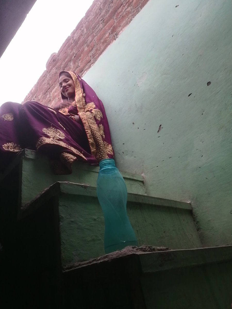 मुस्कुराते रहिये
🌺 🌺 🌺 🌺
हमेसा
हर मोसम
🌹🌹🌹
🥀🌻🥀🌻❤️🌹