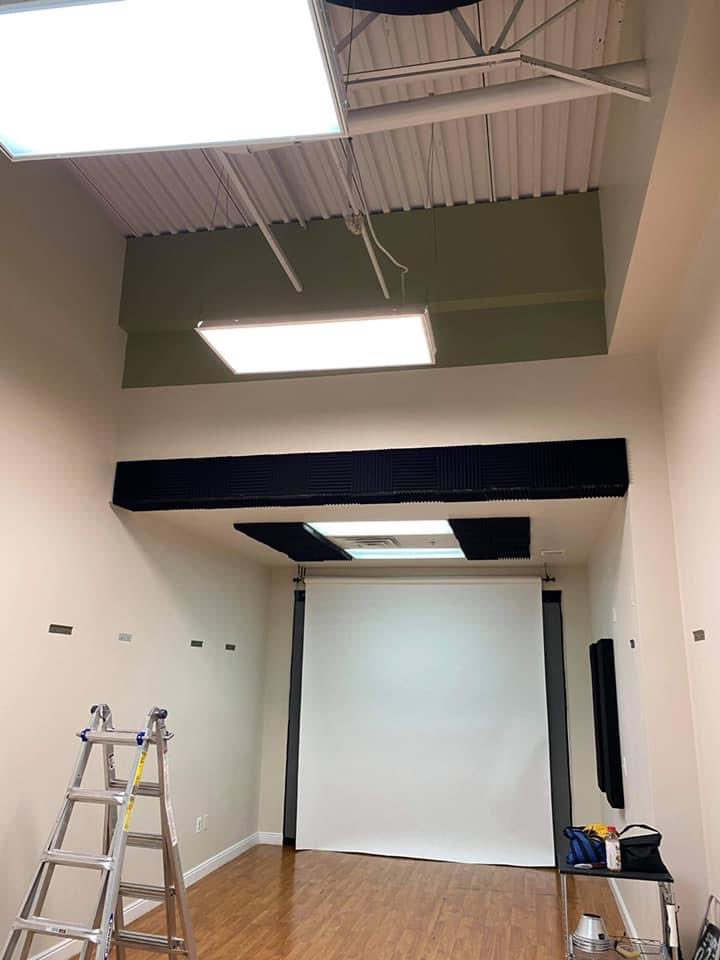 studio_o2o's tweet image. Room B is well underway to a taller ceiling! Stay tuned for the results!
