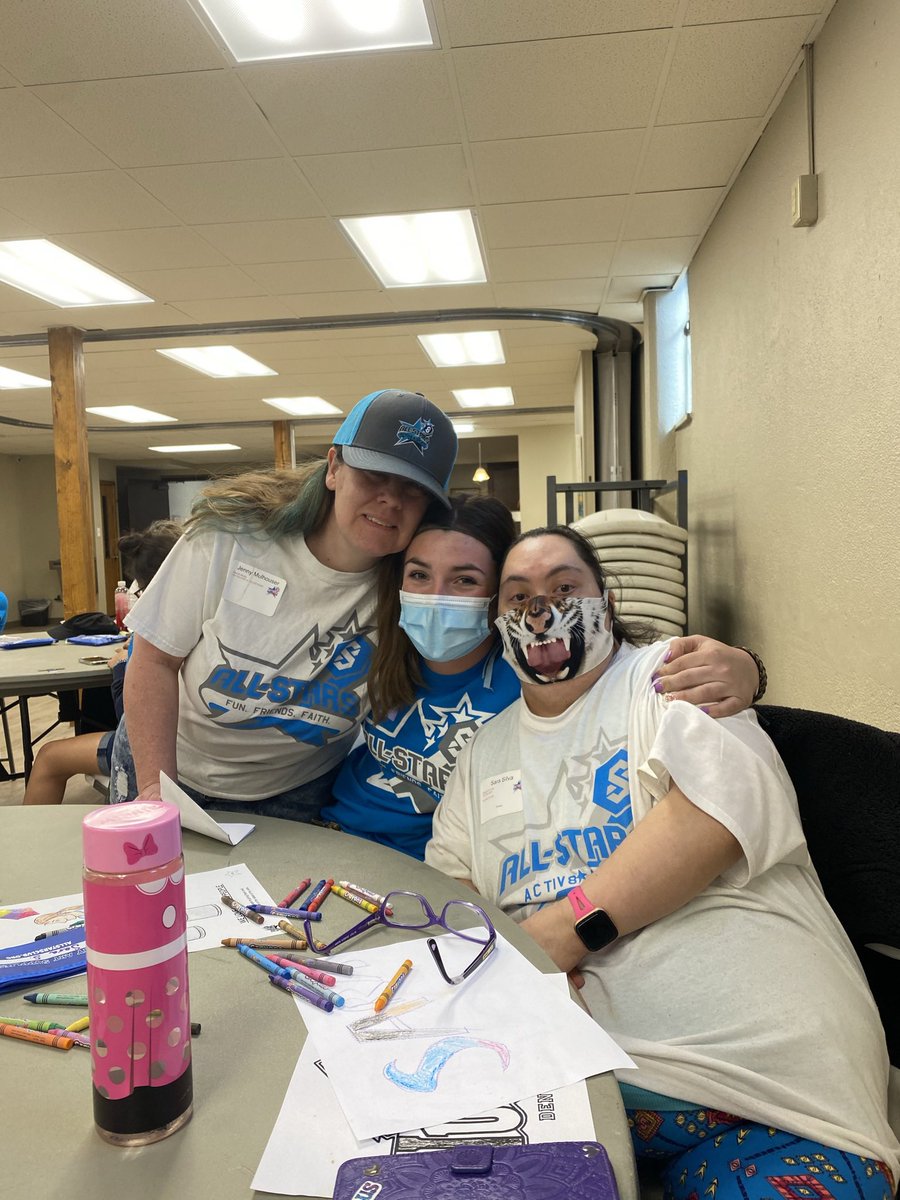 What an amazing opportunity I’ve been given to serve these amazing people! Early games or game free weekends I’ve got to volunteer with these All-Stars! <a href="/AveryRios_4/">Avery Rios</a> thank you for joining me, you’re such a gift. <a href="/COBombersGold/">COBombersGold</a> <a href="/betyree/">Ben Tyree</a>