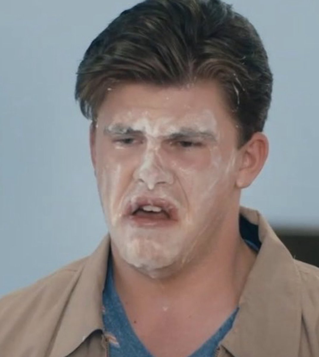 saltyskin_'s tweet image. Yikes! So having milkshake thrown in your face is what sexual assault feels like? 

*sigh*