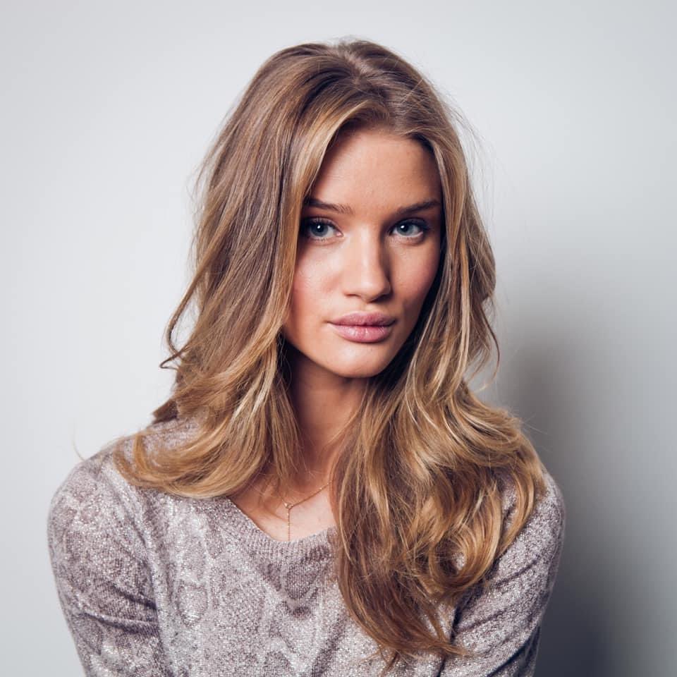 Happy Birthday Rosie Huntington-Whiteley!

Model turned actress who played Shia LaBeouf's love interest, Carly, in the sci-fi action film Transformers: Dark of the Moon. Her performance earned her a CinemaCon Award.  played The Splendid Angharad in Mad Max: Fury Road. https://t.co/NmQ4q7JeD8