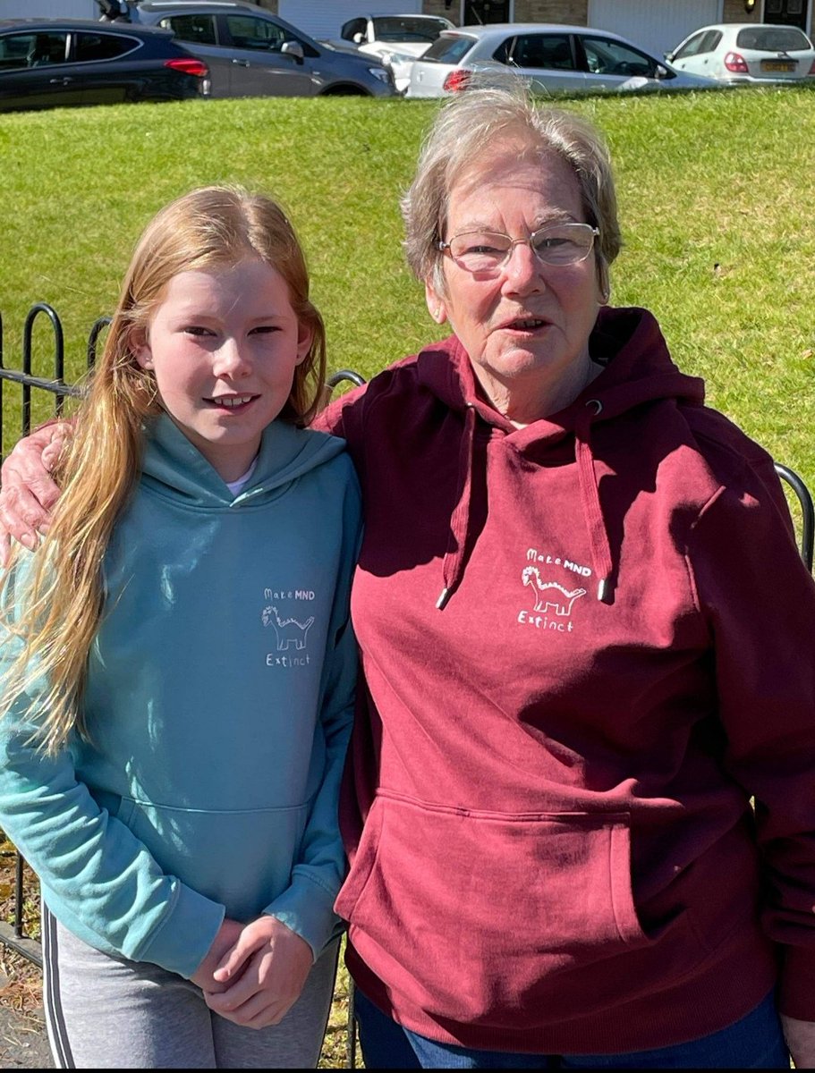 MakeMnd's tweet image. Mary and Chloe raising awareness for @AndySkip15 👏