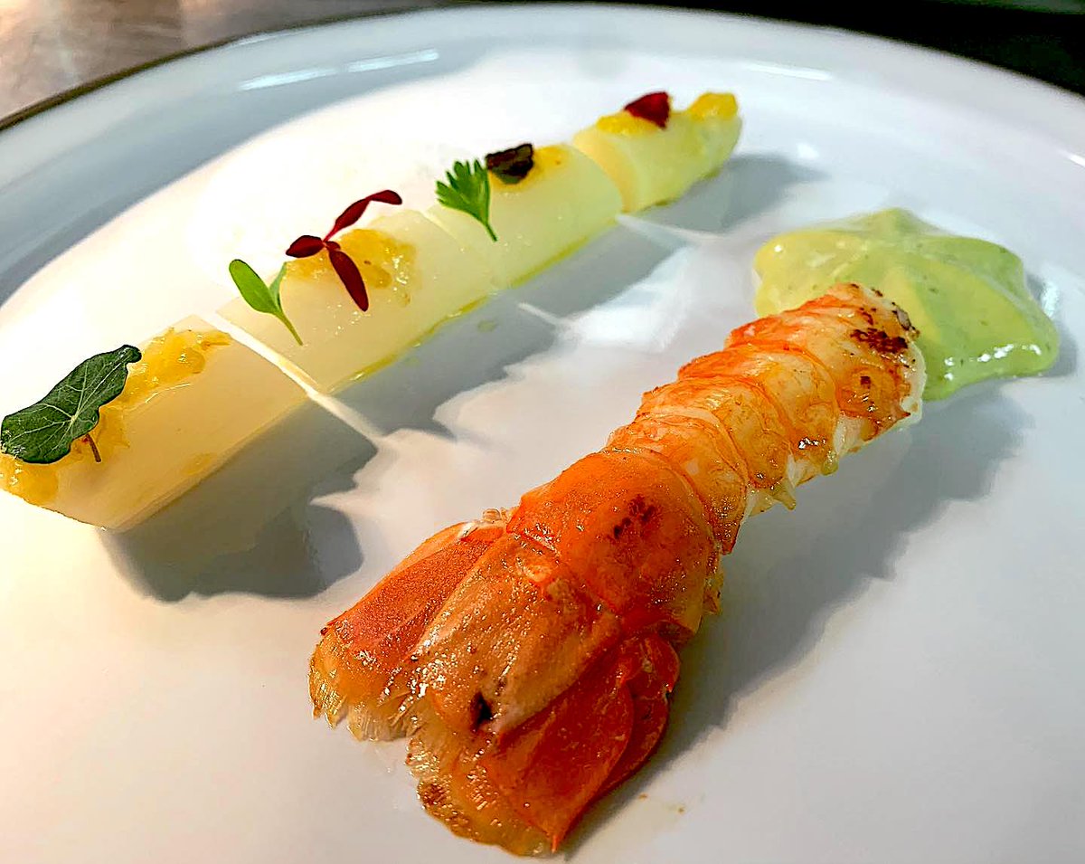 Eatpia シェオリビエ 市ヶ谷 フレンチ Chez Olivier Ichigaya French オマール海老とホワイト アスパラガス Lobster And White Asparagus T Co Br1oewuwwb T Co H4ivtwkhn8