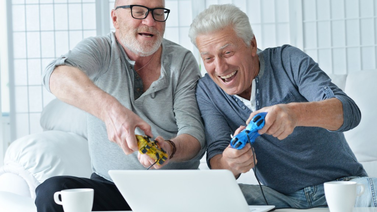Socializing Tips for the Elderly

Socializing will help seniors live fuller lives and promote better mental health. They can socialize from home through social media, joining online classes, and playing interactive online games with loved ones.

#SocializingTips