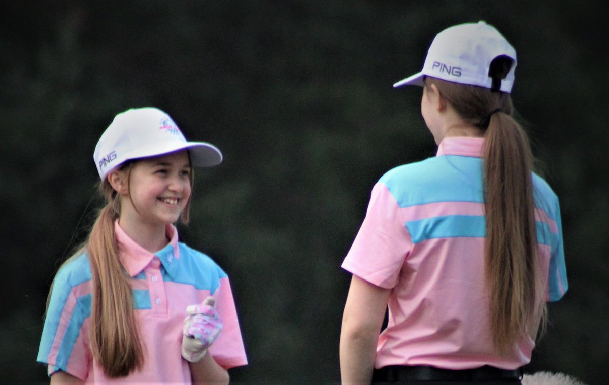 PINGJuniorGolf's tweet image. It’s amazing to see everyone back on the course playing with a smile on their face 😀

@PINGTourEurope @chinnydipper @AdoreGolfGrips @riponcitygolf @golfbreaks @factoryeleven @EnglandGolf @GirlsGolfRocks1 @EGWomensGolf @ScoreboardsGolf