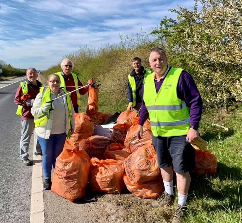 A stalwart group of Grantham Rotarians plus other volunteers were up early on Sunday morning and collected over 40 bags of rubbish from the slip road at Gonerby Moor.  
This is part of a two weekly environmental clean up campaign instigated by #Grantham Rotary; volunteers welcome