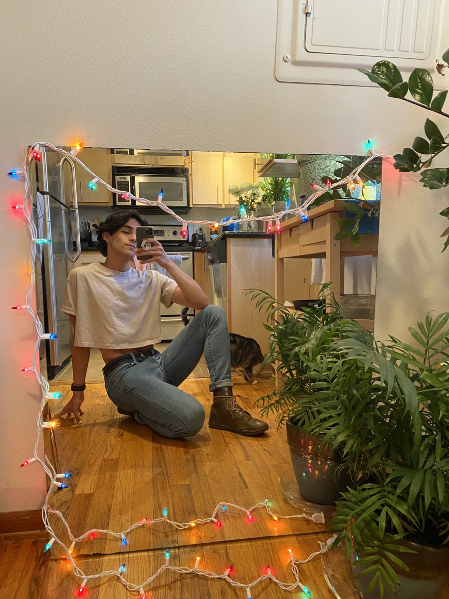 baileyjshaw's tweet photo. Gender is stupid, I look fucking cute https://t.co/Jrpj6fsrtn