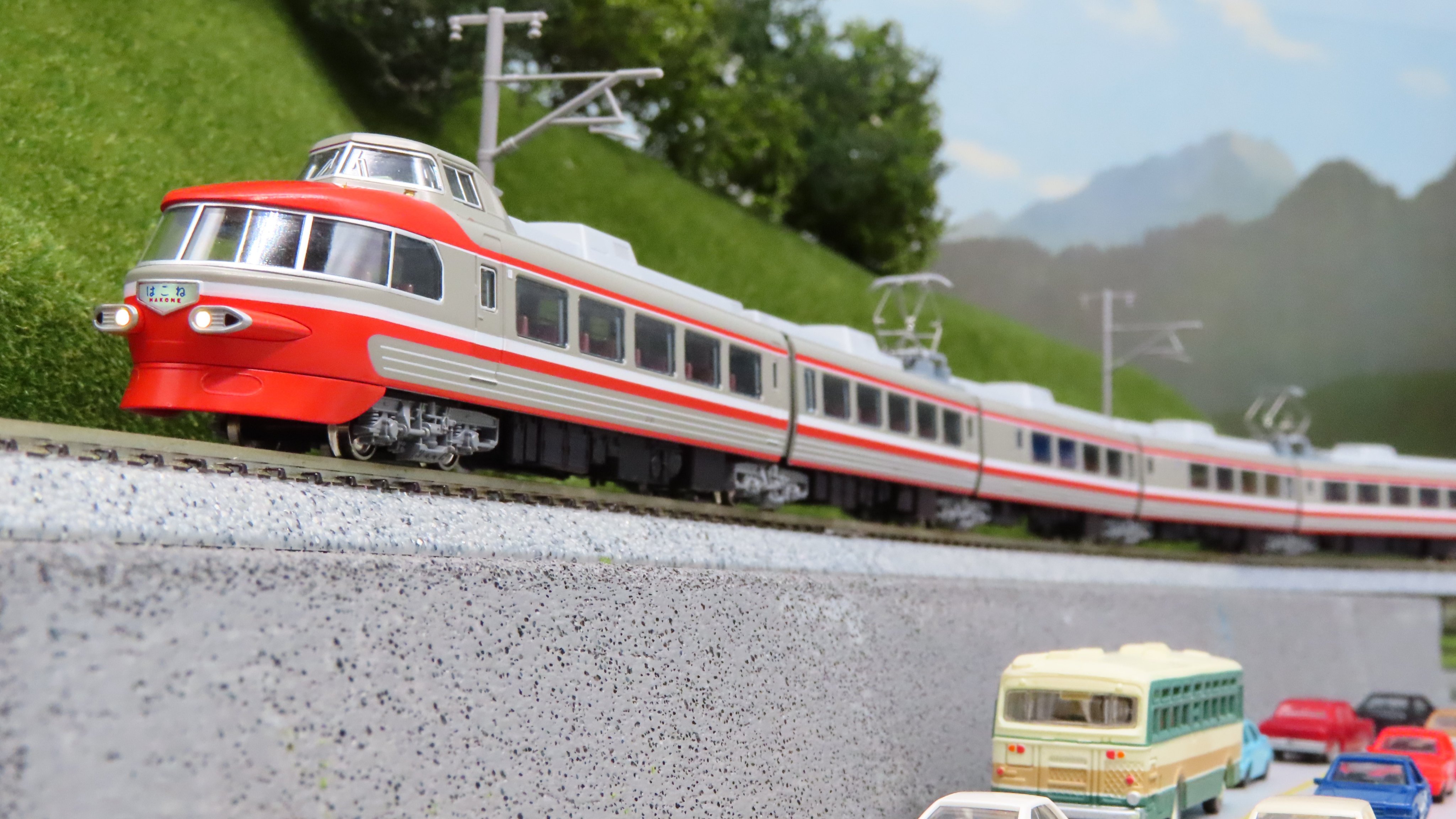 小田急ロマンスカー・NSE(3100形)冷房増設タイプ 11両セット KATO 小田急ロマンスカー・NSE(3100形)冷房増設タイプ 11両セット KATO