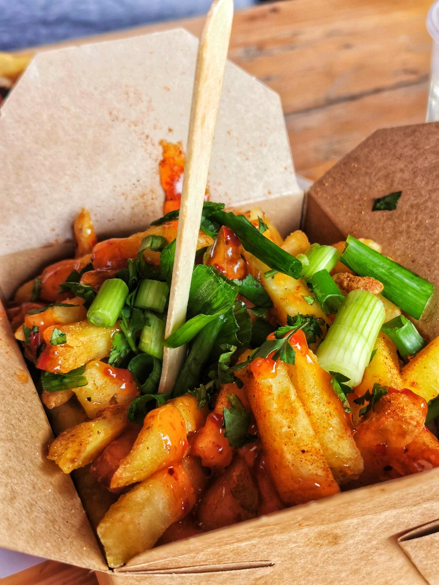 Yes Hockley Social Club 👍🏻
An absolute feast yesterday courtesy of <a href="/FullofChaat/">Full of Chaat</a> and <a href="/Wafflespeak/">Bournville Waffle Co</a>

<a href="/DigbethDiner/">Digbeth Dining Club</a>