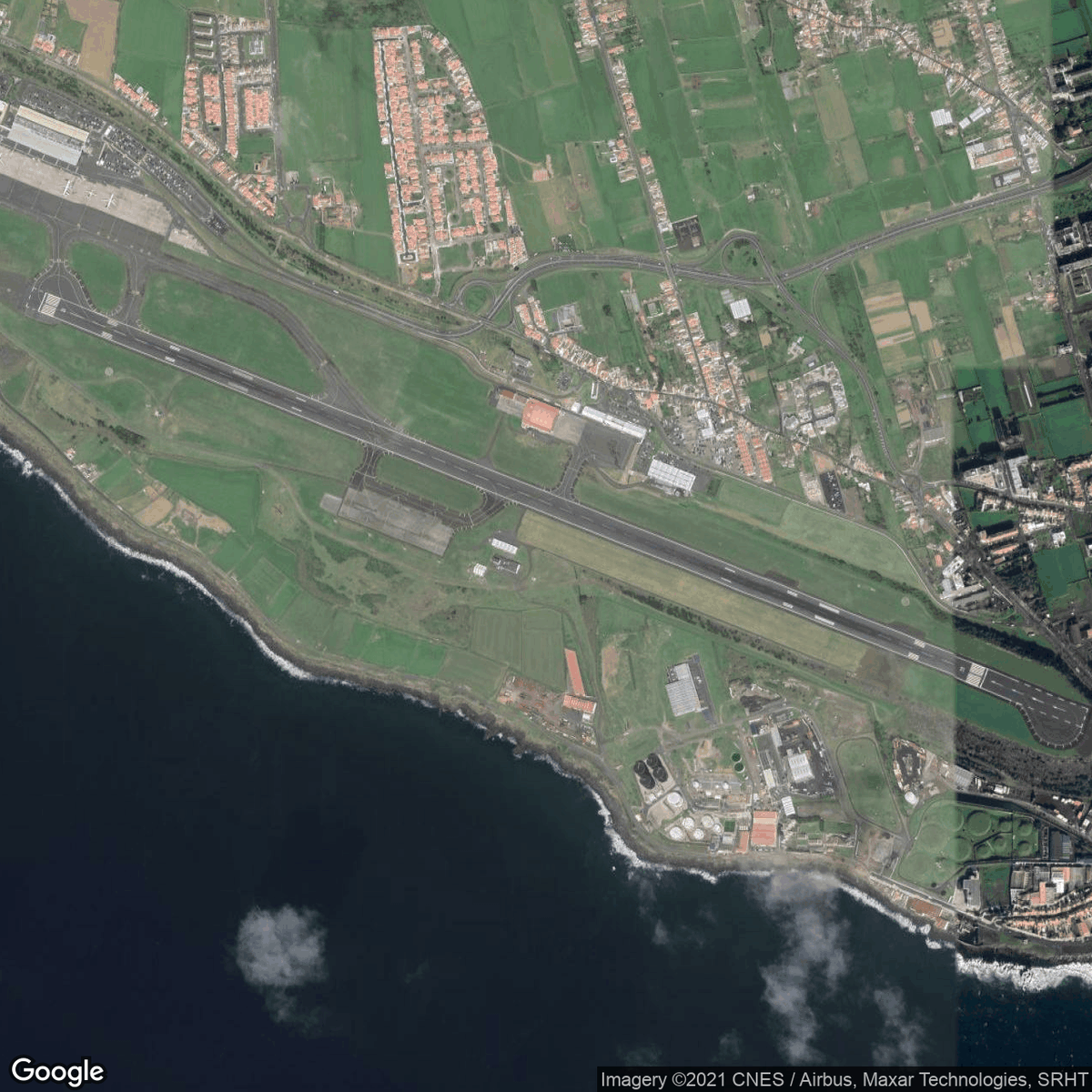 FindTheAirport's tweet photo. Which airport is this ? ⤵️

1️⃣  SXF Berlin-Schönefeld
2️⃣  MMX Malmö Sturup
3️⃣  DAD Da Nang
4️⃣  PDL João Paulo II https://t.co/we8mvW5DX2