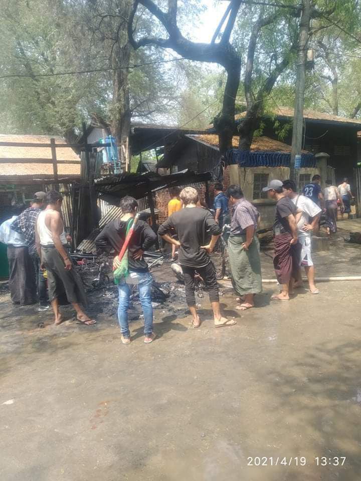 TheKiaThuta's tweet photo. Terrorists setting fire and destroying civilians’ motorcycles and properties in Myingyan, Mandalay. 
Their atrocities.

#WhatsHappeningInMyanmar #Apr19Coup https://t.co/rEMIJmFZWv