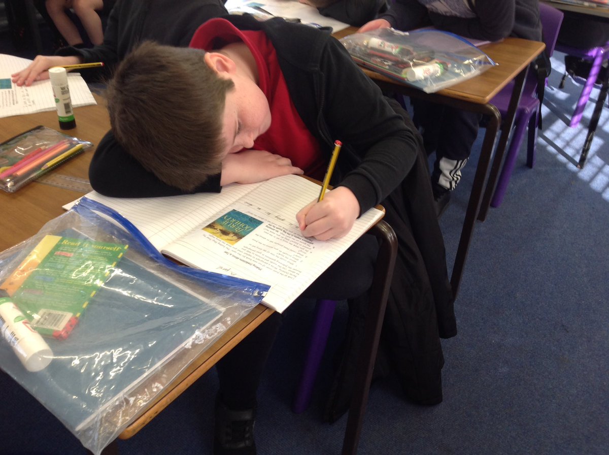 CCMPrimary's tweet photo. Year 4 are predicting what they think our new text is going to be about this morning! #thesailingshiptree #BerlieDoherty https://t.co/CPSghiUQfj