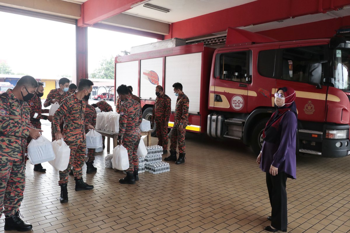 Balai Bomba Penyelamat Seksyen 15 Fire Station