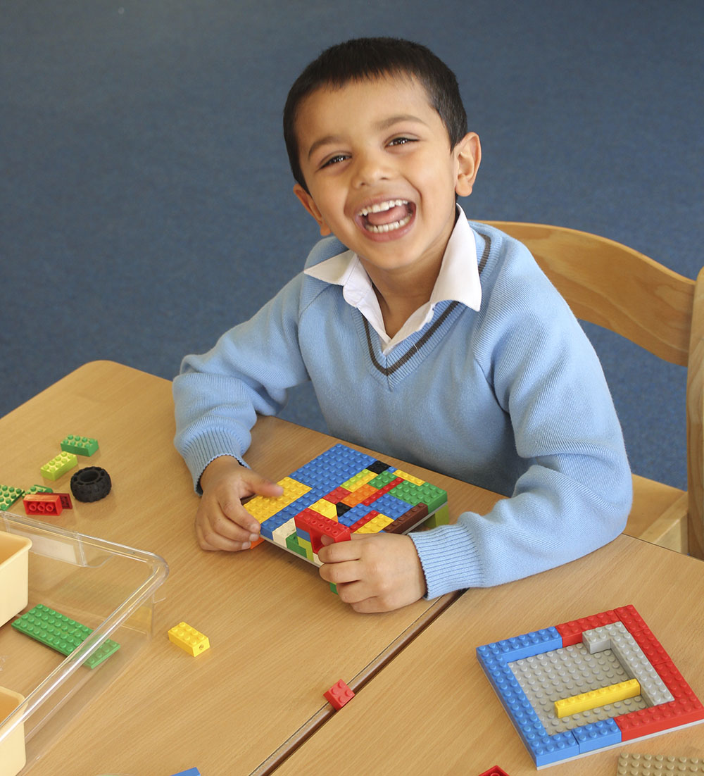 There's always lots of fun things to do and play with during activity time at #CrosfieldsSchool!  
#CrosfieldsReception #CrosfieldsEarlyYears #EYFS #Lego #RdgUK #Woky